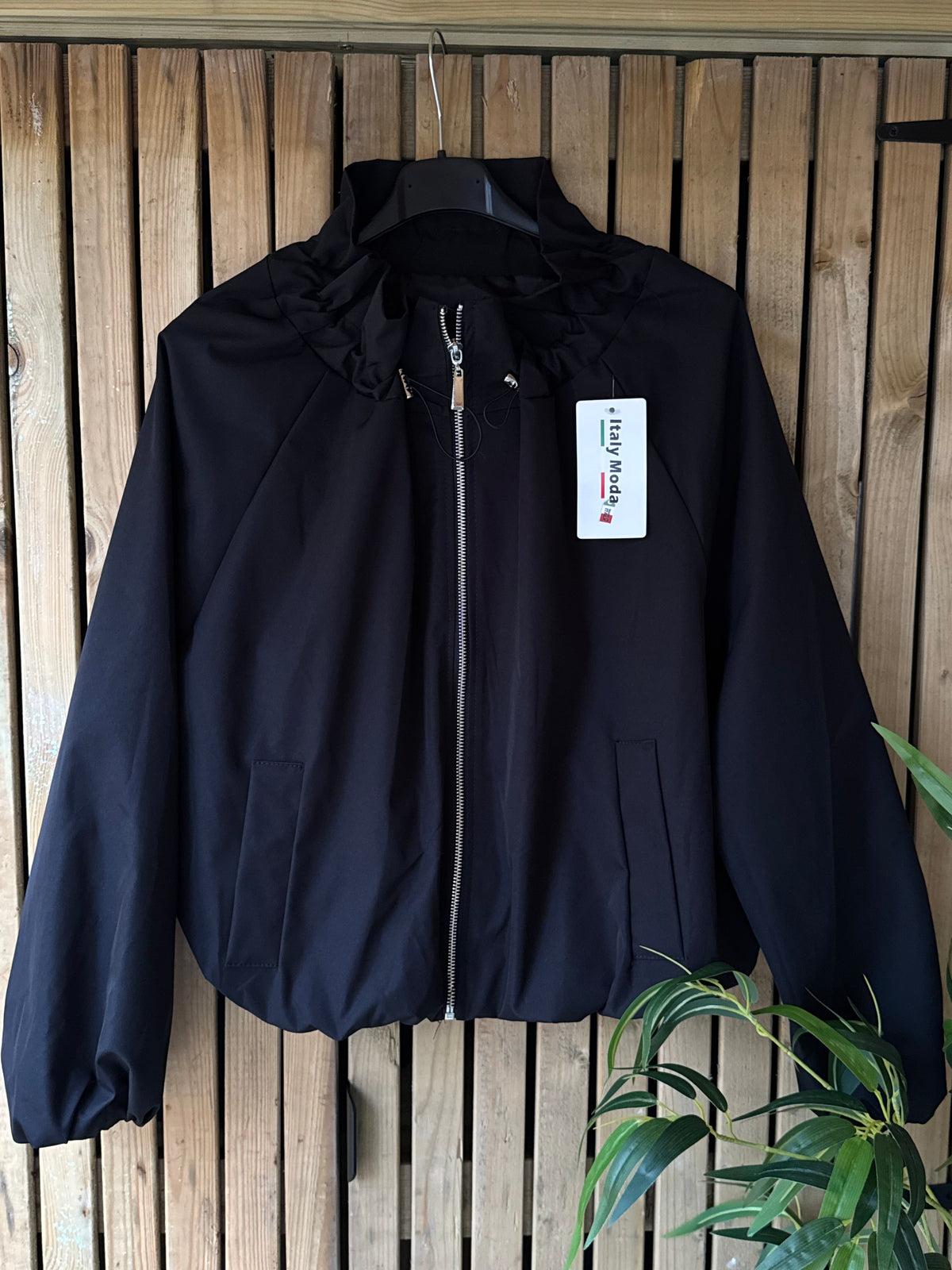 Jacket with Ruched Detail - Black