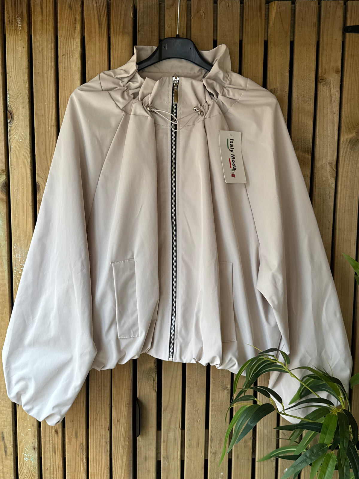 Jacket with Ruched Detail - Cream